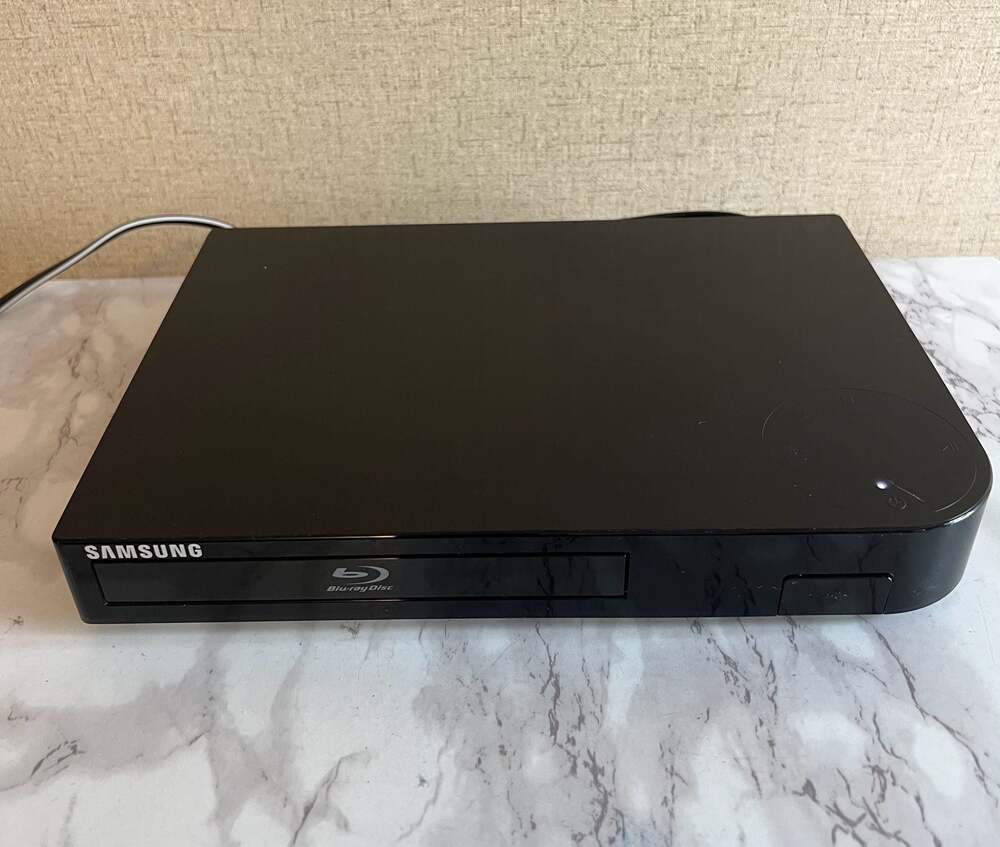 Samsung BD-HM51 Blu-ray Disc Player (No remote)